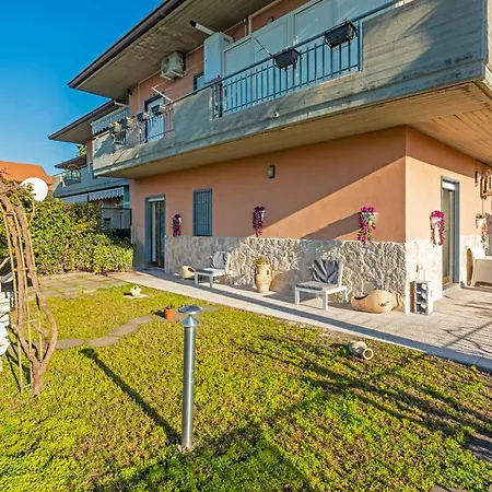 公寓 Il Giardino Delle Ninfe Sea *