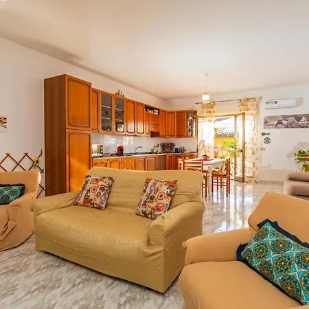 Il Giardino Delle Ninfe Sea 公寓 *